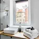 Beutiful Pearl In Tenement House In Center Apartament